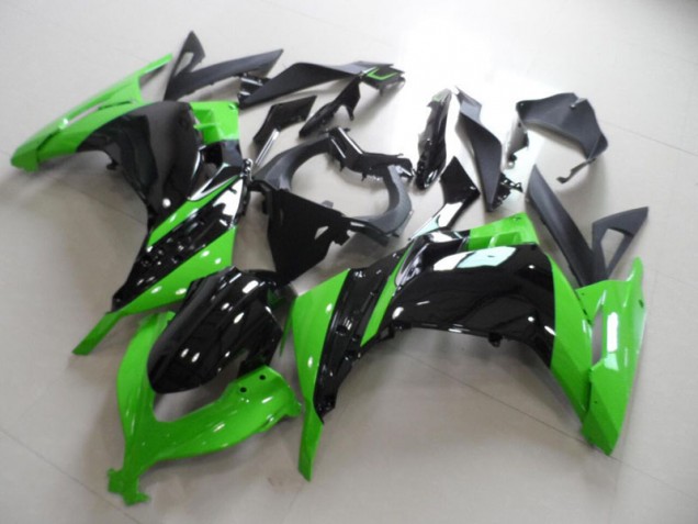 2013-2016 Black Green ZX300R Motorcycle Bodywork 2013-2016 Black Green ZX300R Motorcycle Bodywork